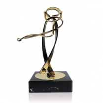 TROFEOS METAL LATON